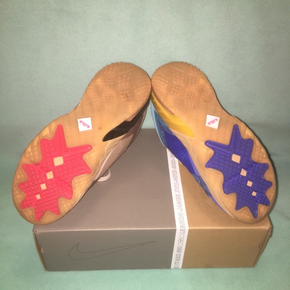 Nike lebron XVIII 18 DJ3760-401 Wile E vs Roadrunner Men’s 7 🪐 - Picture 8 of 10